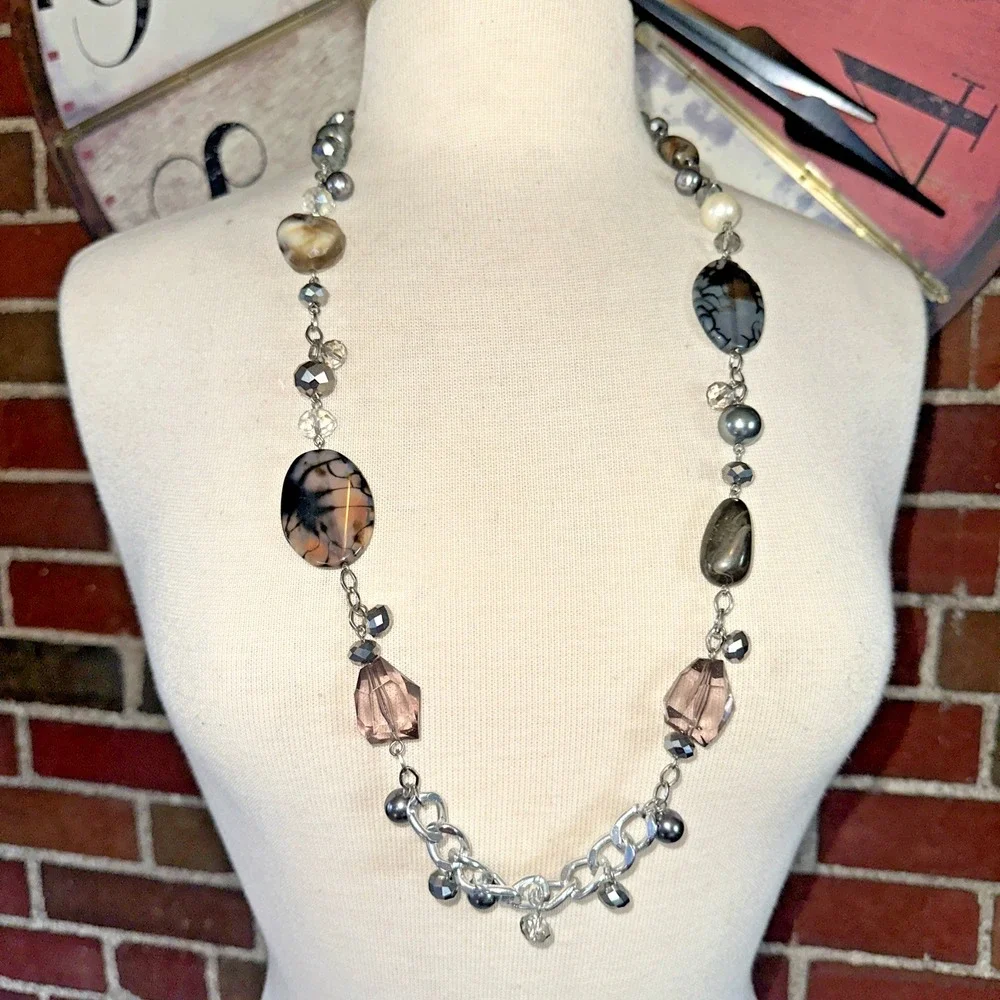 Cookie Lee Beaded Necklace Women OS Grey Silver Good Long Agate Style Mixed